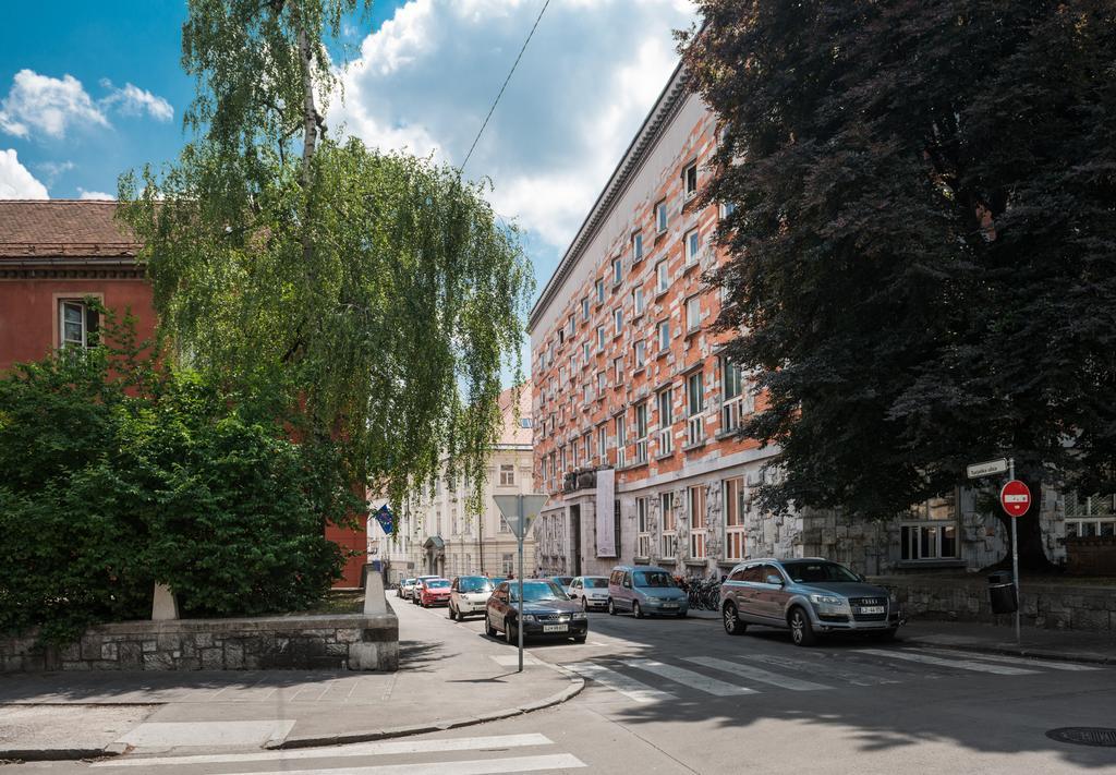 Apartments Vega Любляна Экстерьер фото